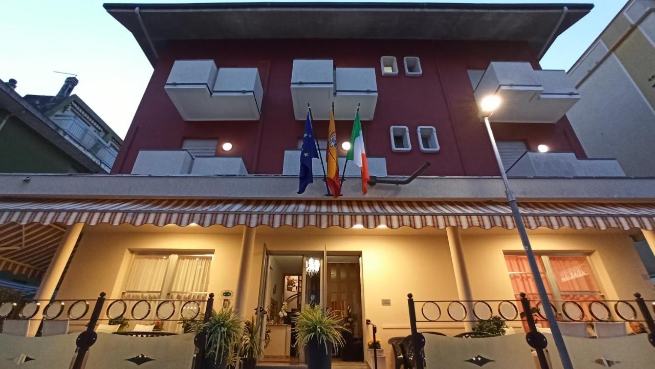Hotel La Caravella Bellaria-Igea Marina Ngoại thất bức ảnh