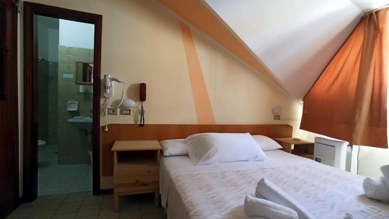 Hotel La Caravella Bellaria-Igea Marina Ngoại thất bức ảnh