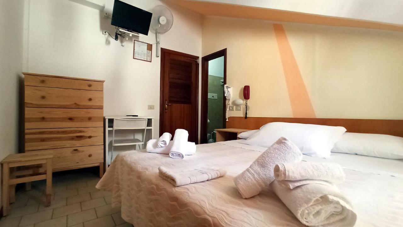Hotel La Caravella Bellaria-Igea Marina Ngoại thất bức ảnh