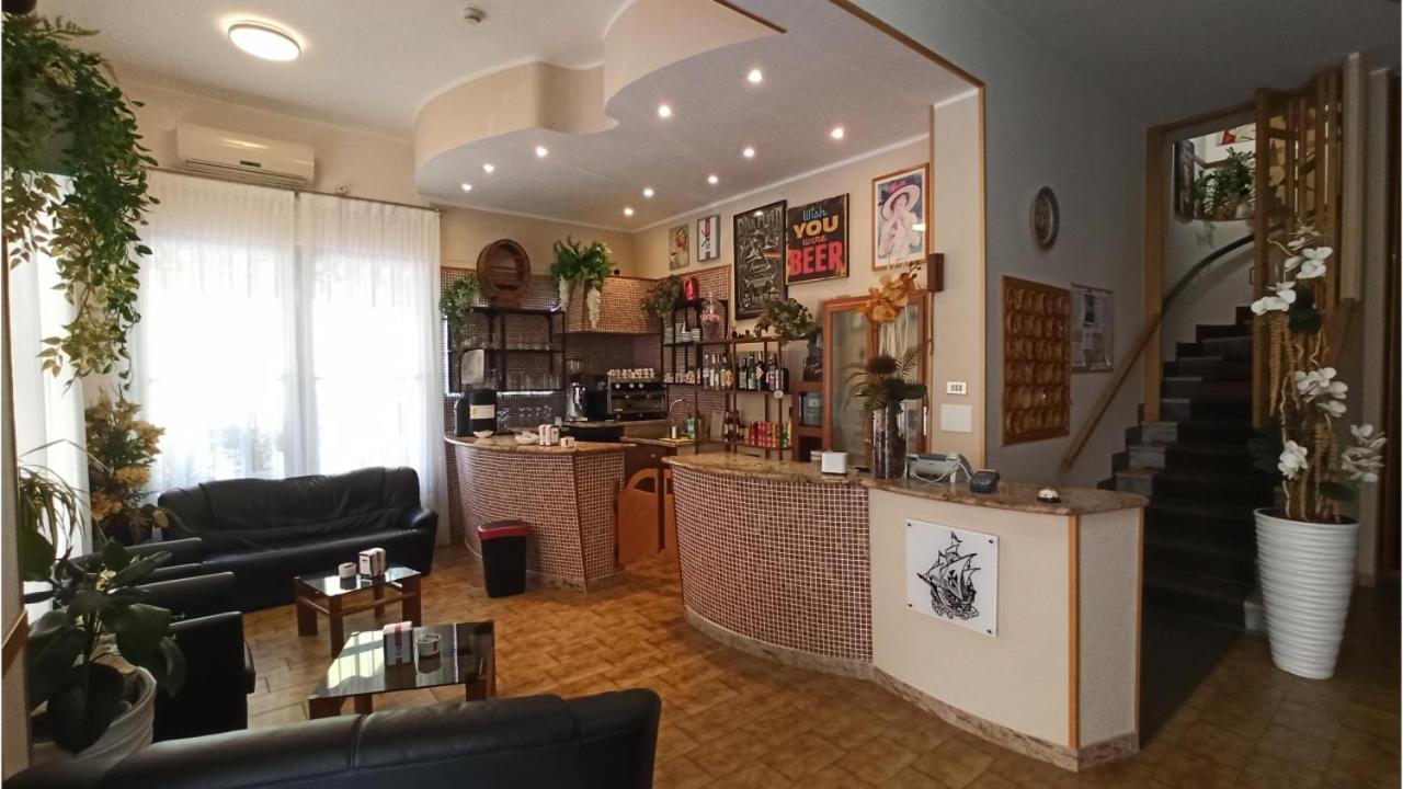 Hotel La Caravella Bellaria-Igea Marina Ngoại thất bức ảnh