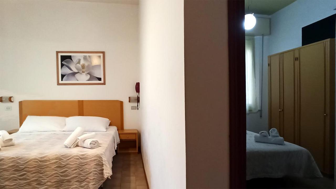 Hotel La Caravella Bellaria-Igea Marina Ngoại thất bức ảnh
